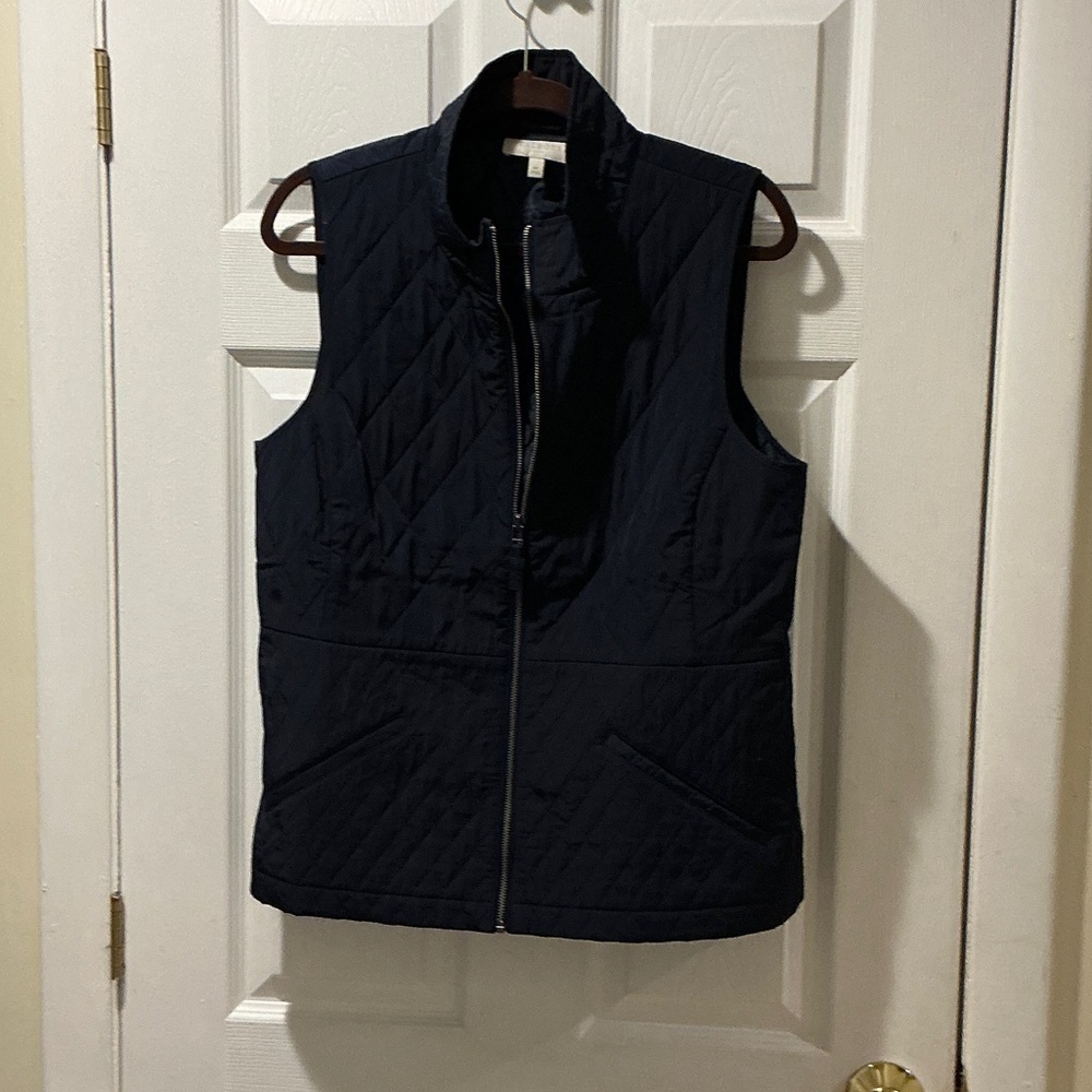 Talbots Dark Blue Quilted Vest 2 Pockets Size Medium